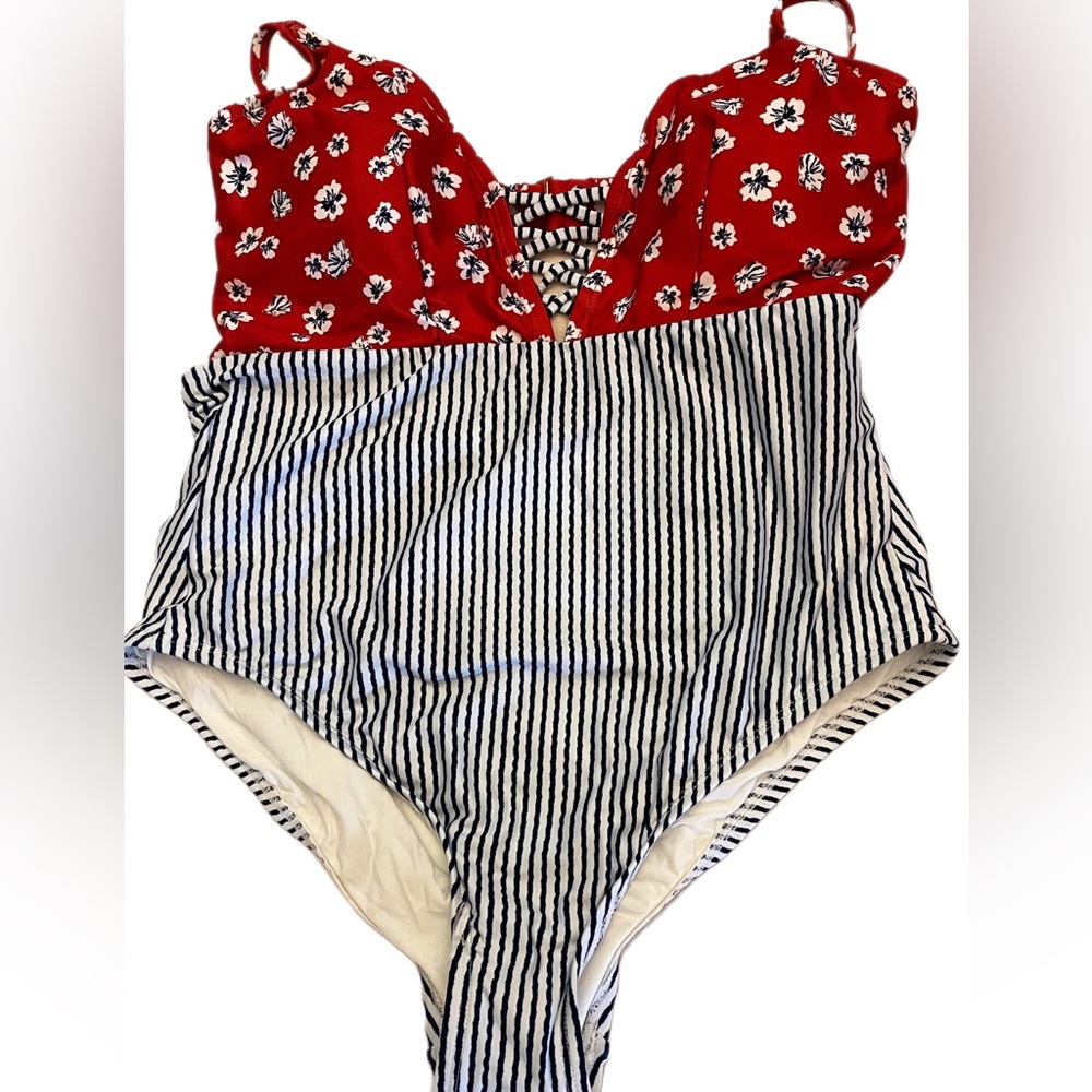 MODCLOTH ONE PIECE SWIMSUIT